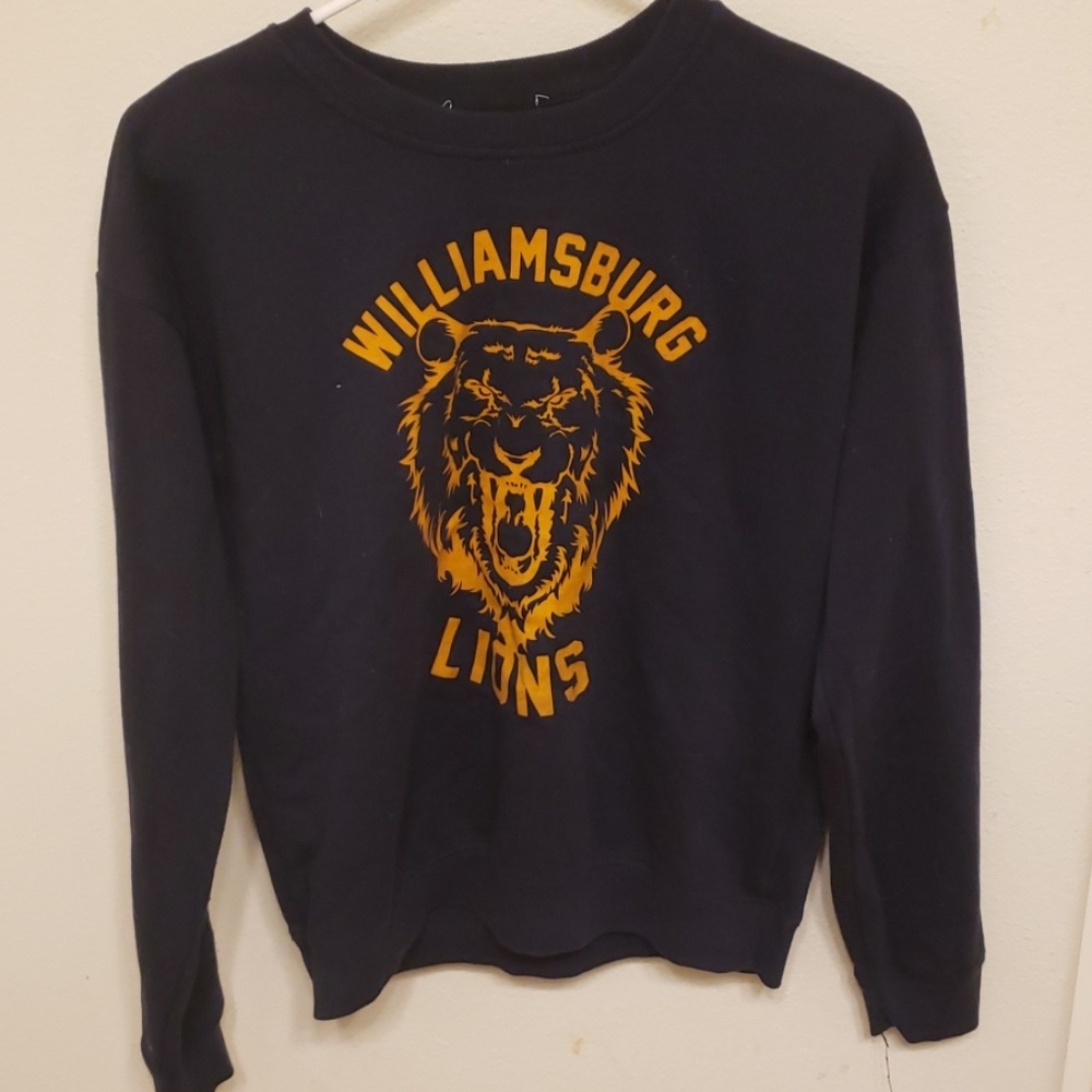 "Williamsburg lions" crewneck sweatshirt womens